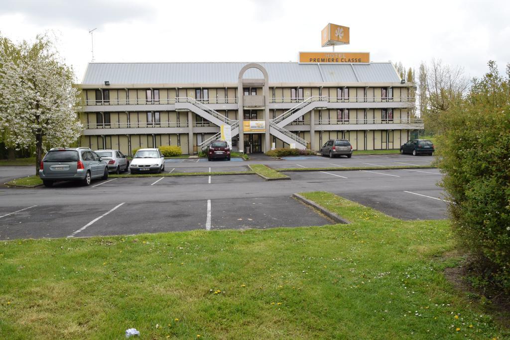 Hotel Premiere Classe Lille Sud - Douai Cuincy Exterior foto